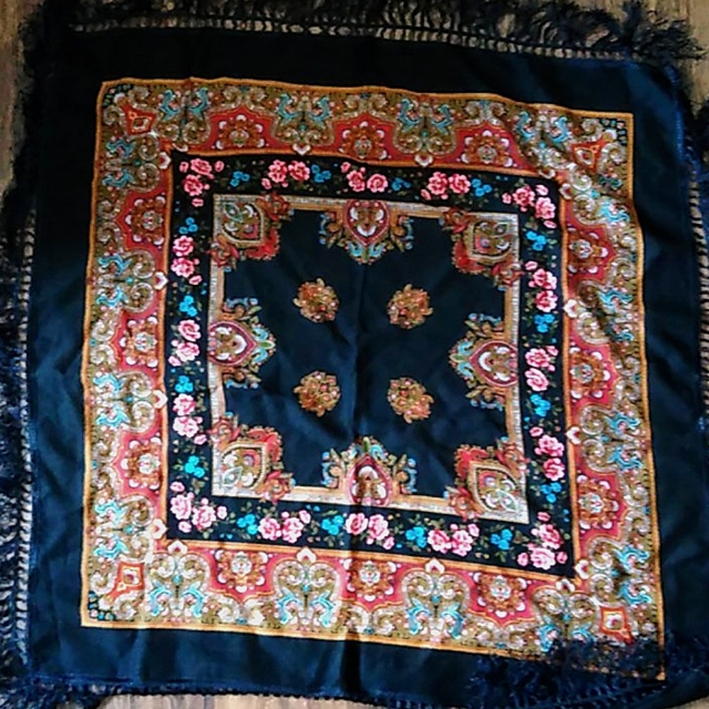 Silky patterned scarf